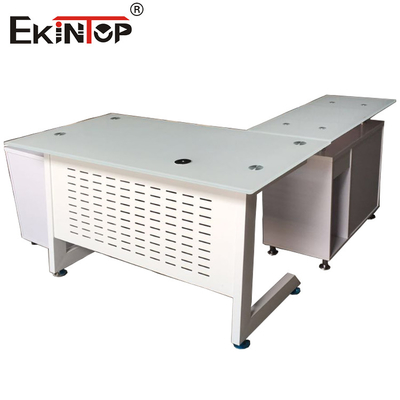 Elegant en stijlvol met kwaliteit en luxe glazen bureau
