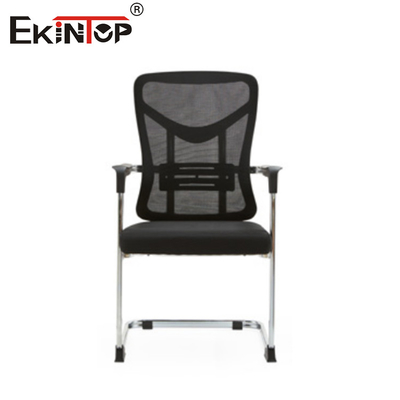 Standaard grootte Mesh Back Office Chair met metalen frame en armleuningen