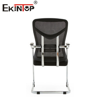 Standaard grootte Mesh Back Office Chair met metalen frame en armleuningen
