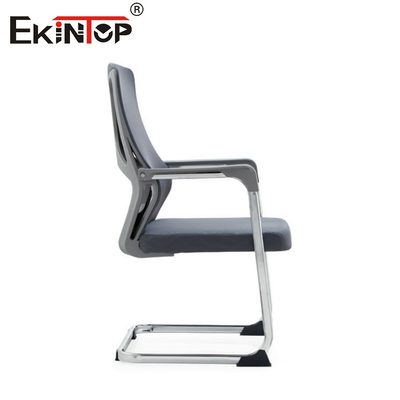 Mid back Zwarte kantoorstoel met mesh rugleuning en metalen frame