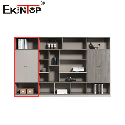 Hoogwaardig houten kastje in moderne stijl, op maat voor kantoorruimte