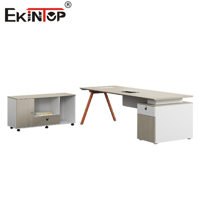 Houten eenvoudige vergaderruimte waterdicht bureau modern kantoor bureau