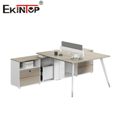 Moderne modulaire kantoorpartitie-werkstation met opslagkas