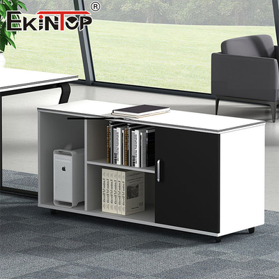 Moderne ontwerp Uitvoerend kantoor bureau Computer bureau stoelen