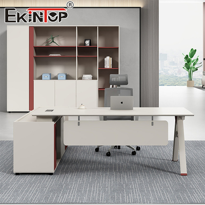 Moderne kantoormeubilair L-vormig bureau Aanpasbaar bureau van acaciahout