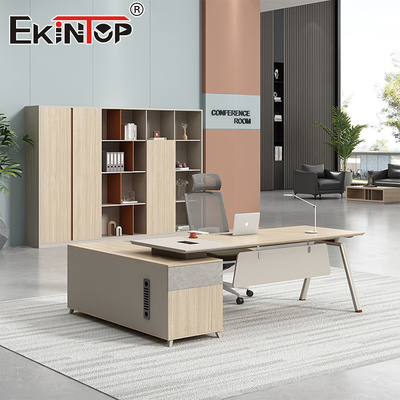 Commerciële stijl Executive Desk Groot schrijfbord in Walnut Wood