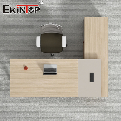Commerciële stijl Executive Desk Groot schrijfbord in Walnut Wood