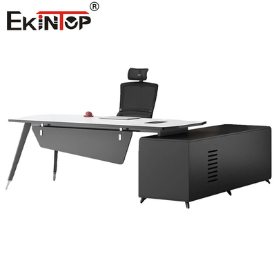 Computertafel kantoor bureau commerciële stijl voorbeeld groot schrijfbord