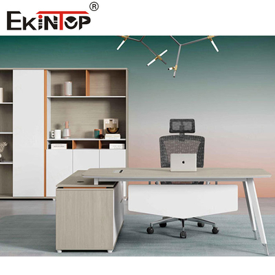 Nieuwe ontwerp stijl kantoor bureau met metalen benen Custom Made Desk