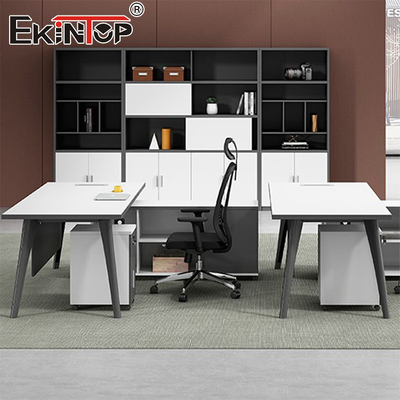 Op maat gemaakte kantoorbureaus Hout L-vormige tafel Moderne bureau Modulair bureau meubilair