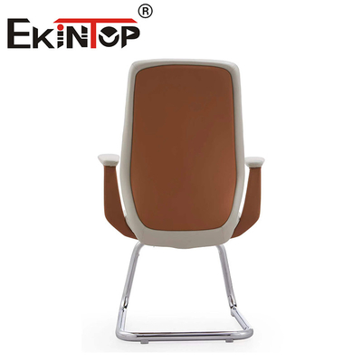 Op maat gemaakte kantoormeubilair Ergonomische kantoorcomputerstoel PU armsteun Lederklubstoelen