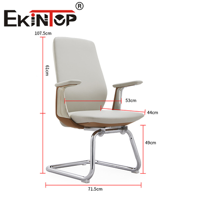 Op maat gemaakte kantoormeubilair Ergonomische kantoorcomputerstoel PU armsteun Lederklubstoelen