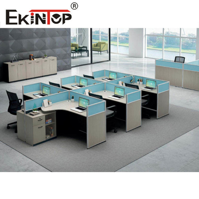 Opvouwbaar 2 4 6 Persoon Office Workstation Desk Draaiend E1 Houtmateriaal ODM