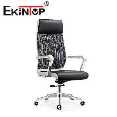 De bruine de Stoeluitvoerende macht van het Leer Ergonomische Bureau voor ODM van de Hotelschool