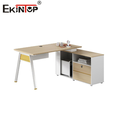 Op maat gemaakte kantoormeubelen kantoorruimte werkstation bureau modulair kantoorpartitietafel